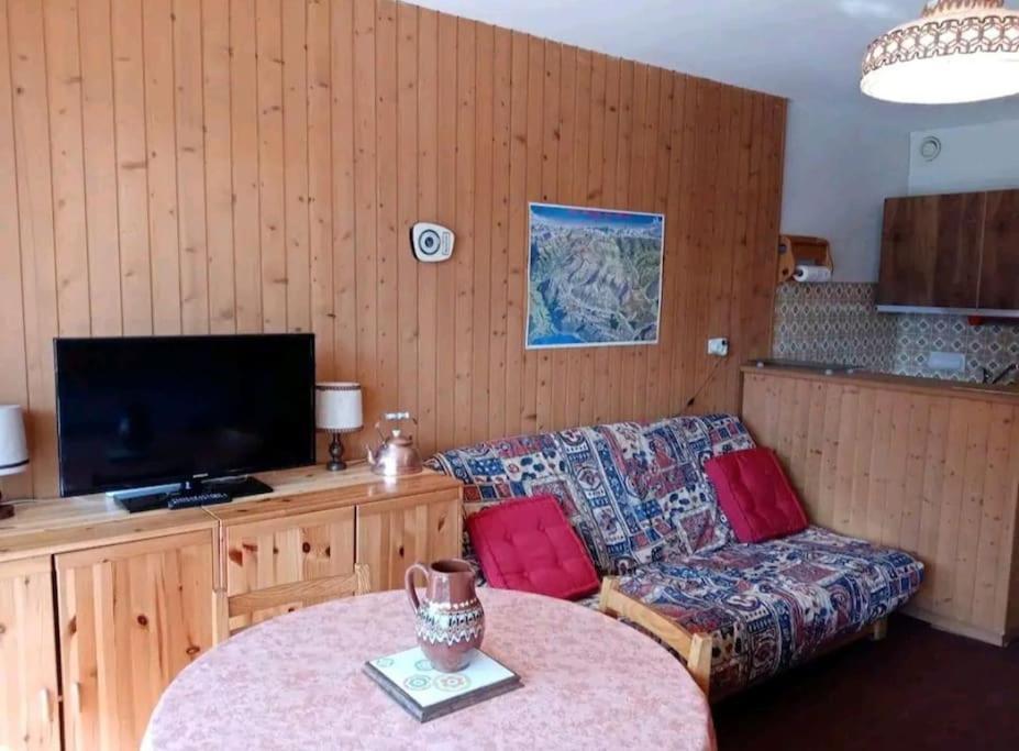 Studio 2 A 4 Pers Proximite Immediate Du Centre Chatel Exterior photo